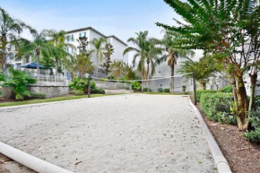 1 MI to USF Budget Friendly Pool GYM